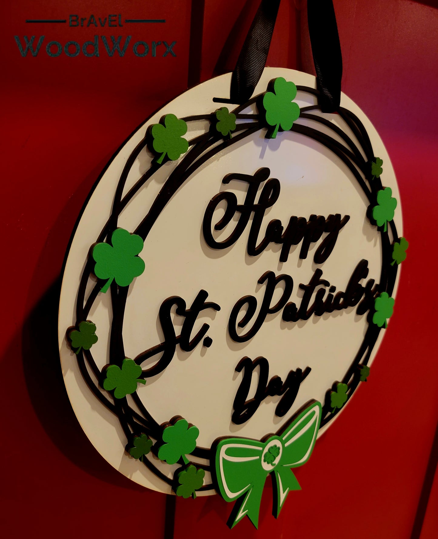 Festive St. Patrick’s Day Grapevine Door Hanger – Lucky Shamrock Decor