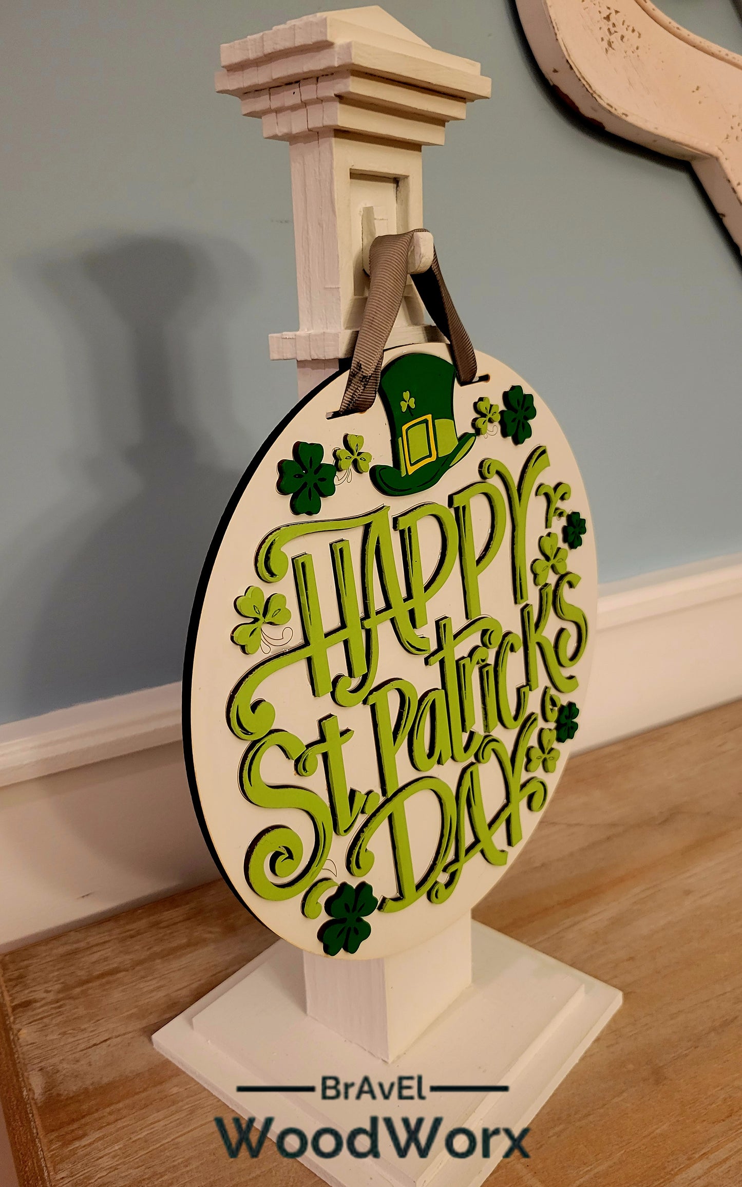 Festive St. Patrick’s Day Clover & Hat Door Hanger – Lucky Irish Decor