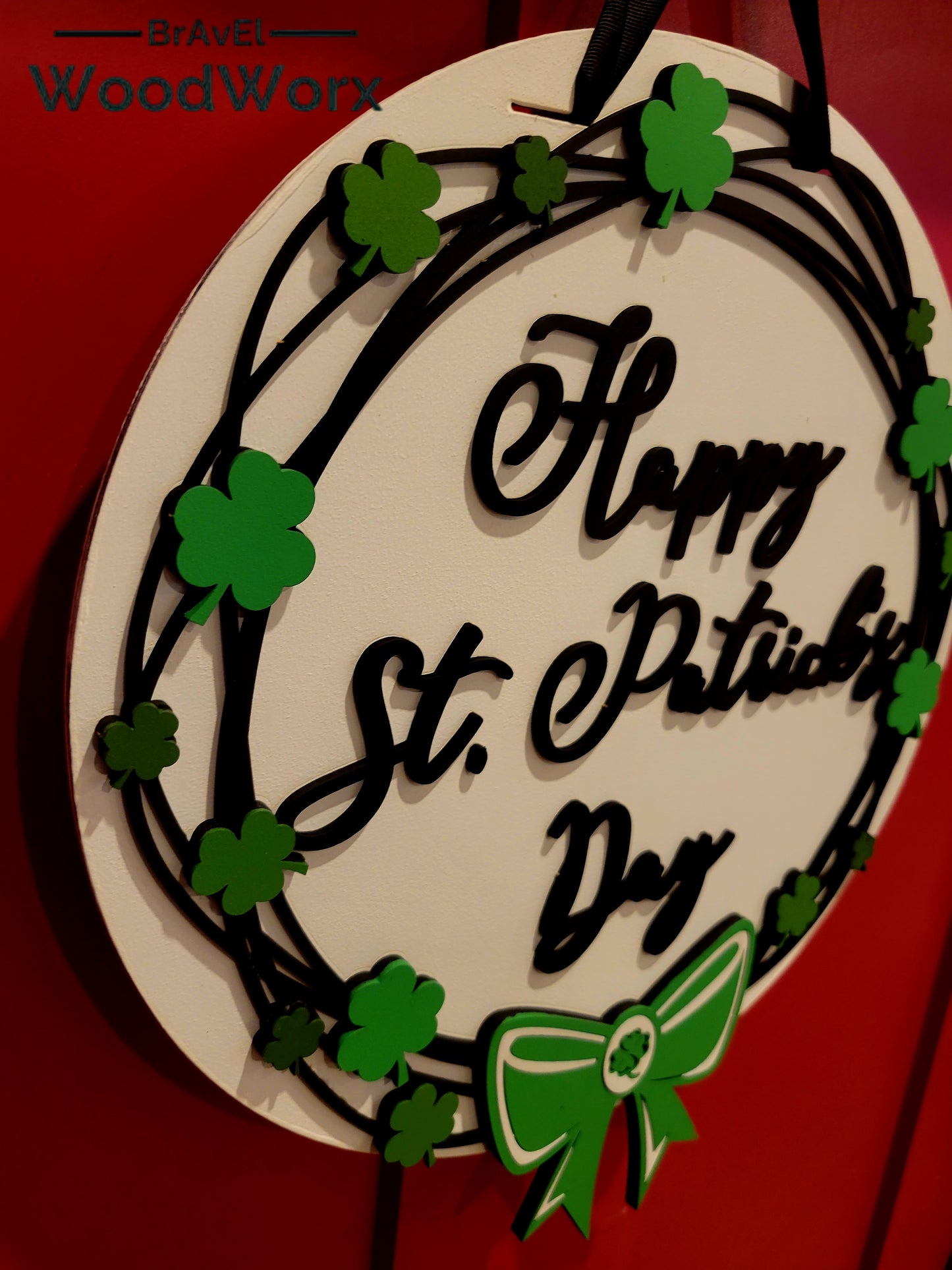 Festive St. Patrick’s Day Grapevine Door Hanger – Lucky Shamrock Decor