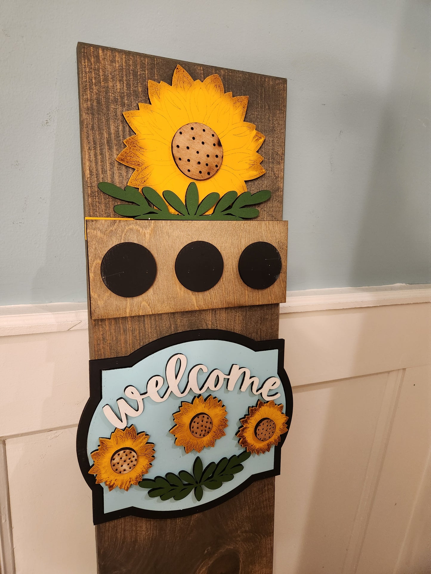 Sunflower Interchangeable Porch Leaner – Custom Wooden Front Porch Sign with Swappable Holiday & Everyday Designs