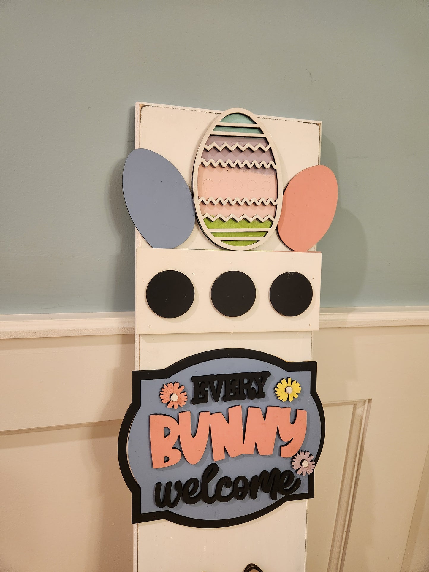 Easter Interchangeable Porch Leaner – Custom Wooden Front Porch Sign with Swappable Holiday & Everyday Designs