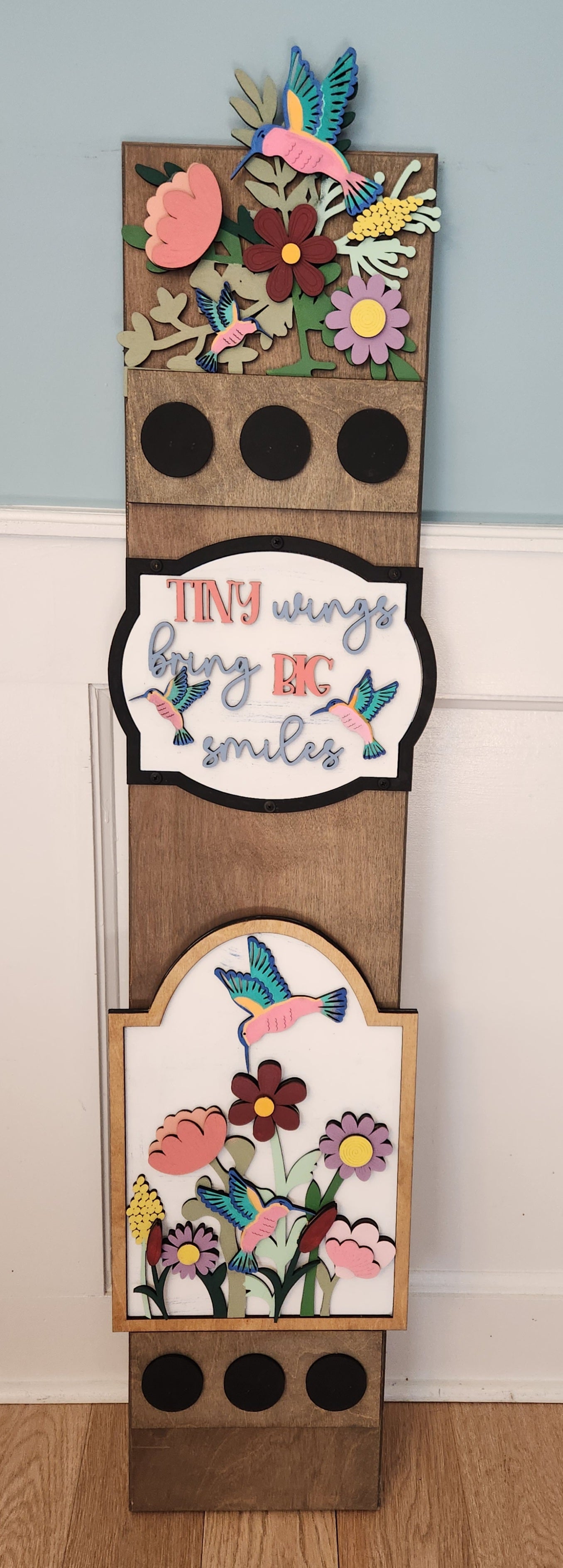 Hummingbird Interchangeable Porch Leaner – Custom Wooden Front Porch Sign with Swappable Holiday & Everyday Designs