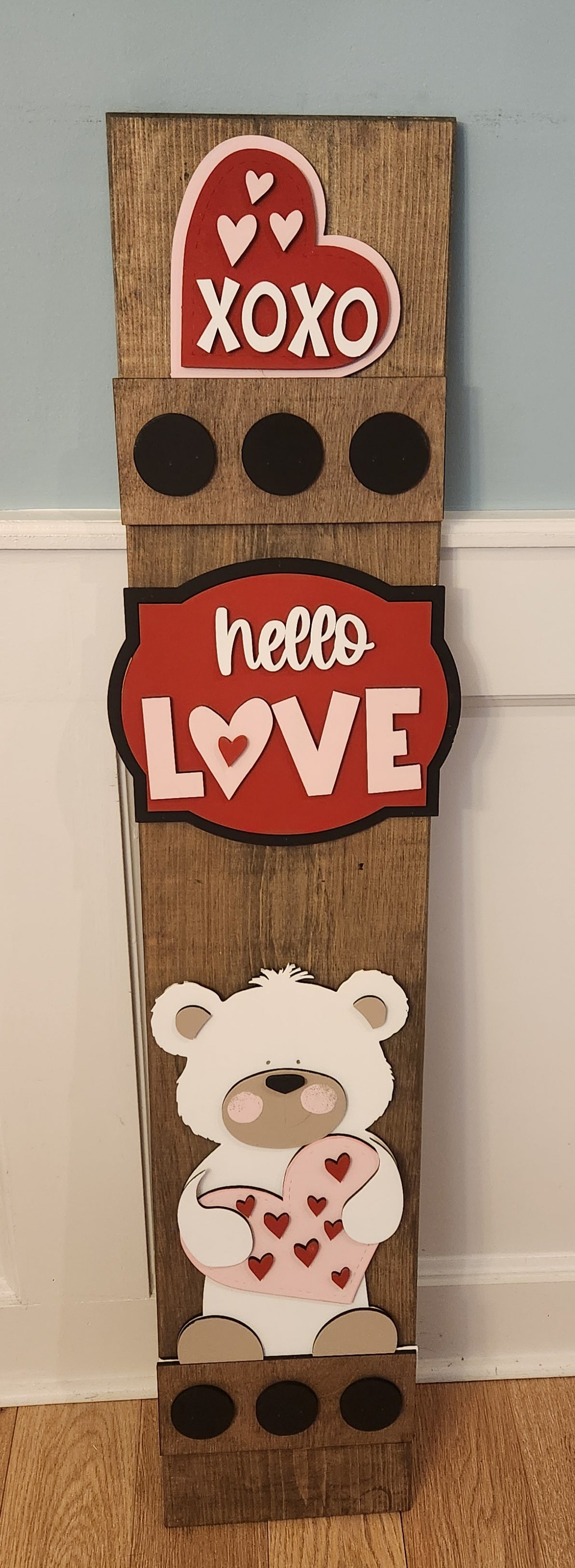 Hello Love Interchangeable Porch Leaner – Custom Wooden Front Porch Sign with Swappable Holiday & Everyday Designs