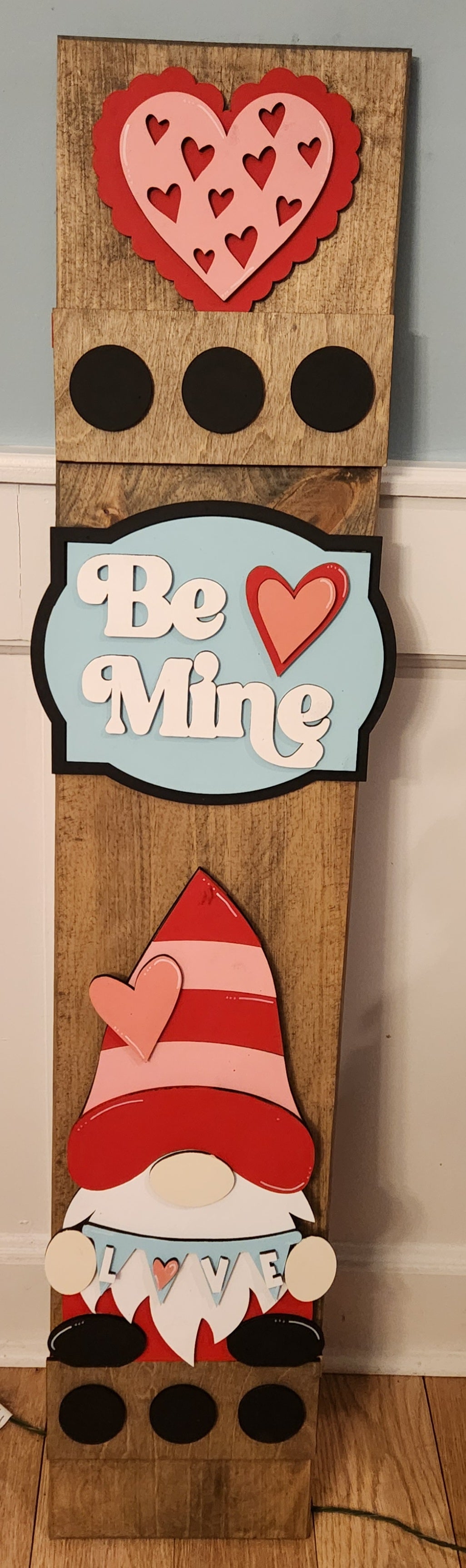 Valentine Interchangeable Porch Leaner – Custom Wooden Front Porch Sign with Swappable Holiday & Everyday Designs