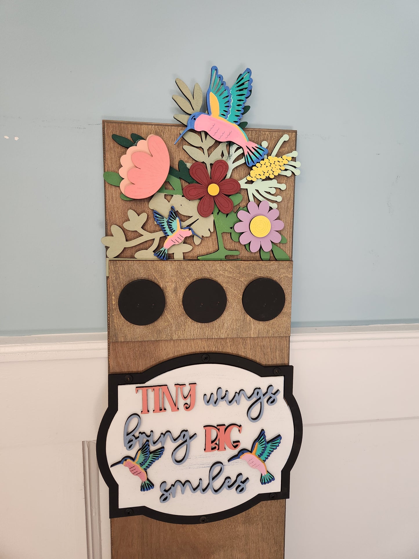 Hummingbird Interchangeable Porch Leaner – Custom Wooden Front Porch Sign with Swappable Holiday & Everyday Designs