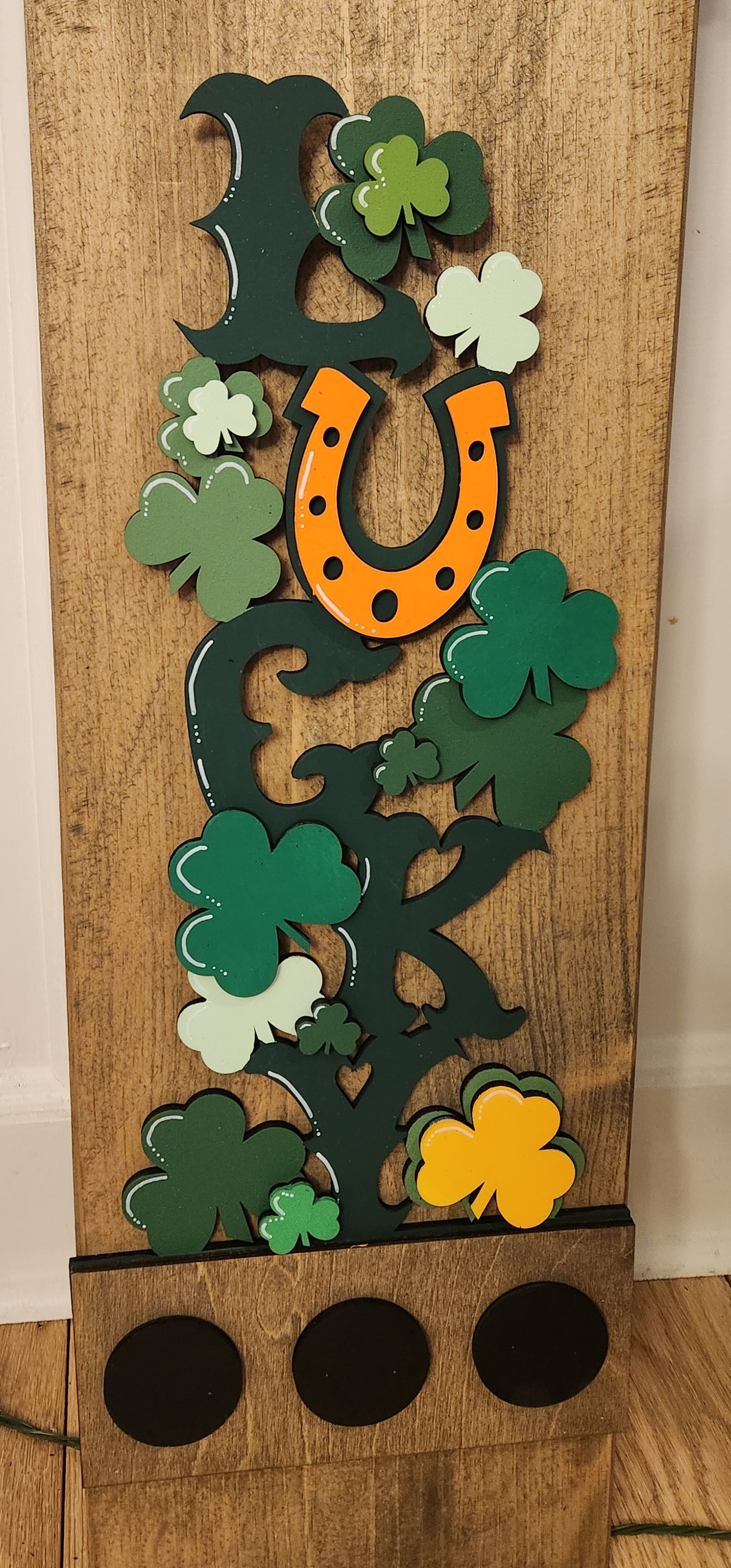 St Patrick's Day Interchangeable Porch Leaner – Custom Wooden Front Porch Sign with Swappable Holiday & Everyday Designs
