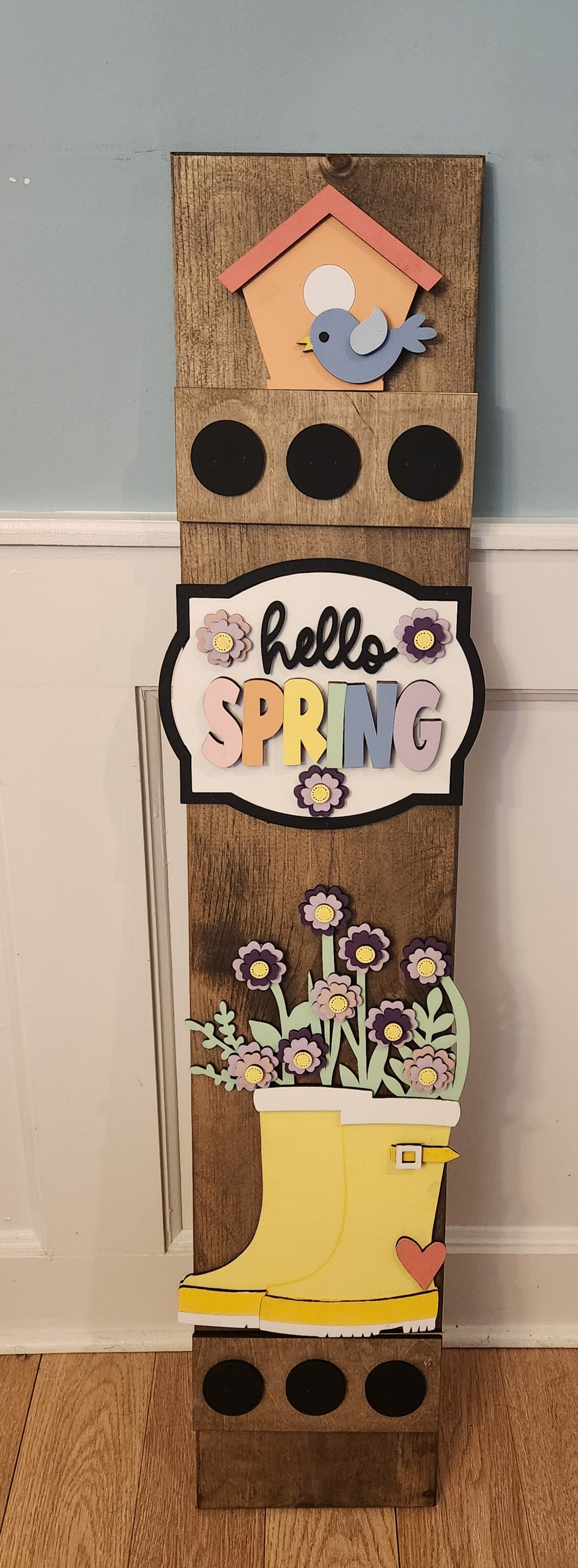 Spring Interchangeable Porch Leaner – Custom Wooden Front Porch Sign with Swappable Holiday & Everyday Designs