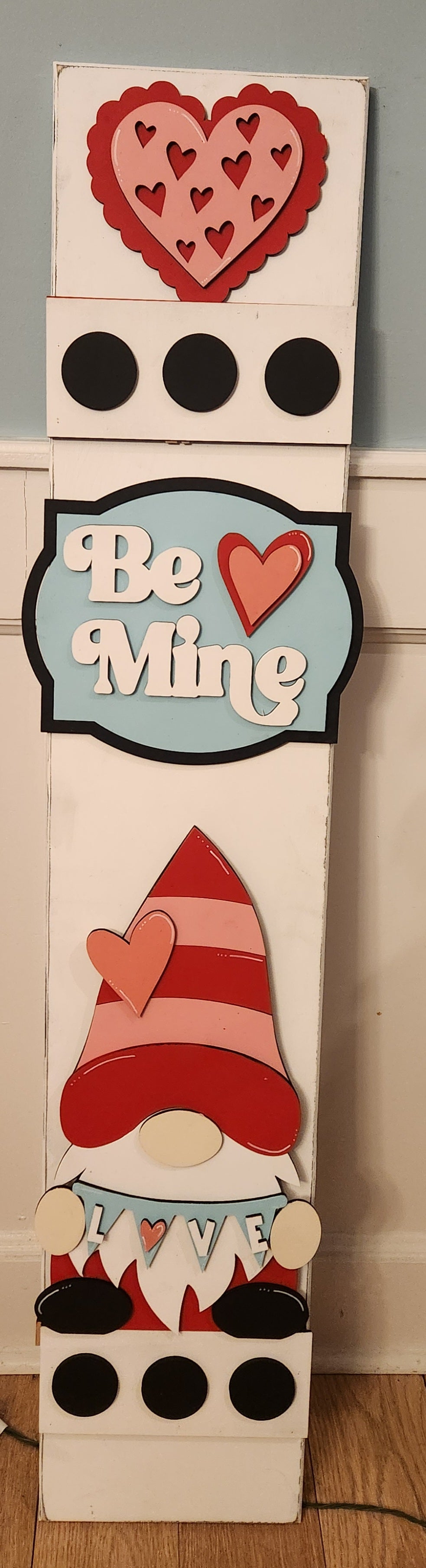 Valentine Interchangeable Porch Leaner – Custom Wooden Front Porch Sign with Swappable Holiday & Everyday Designs