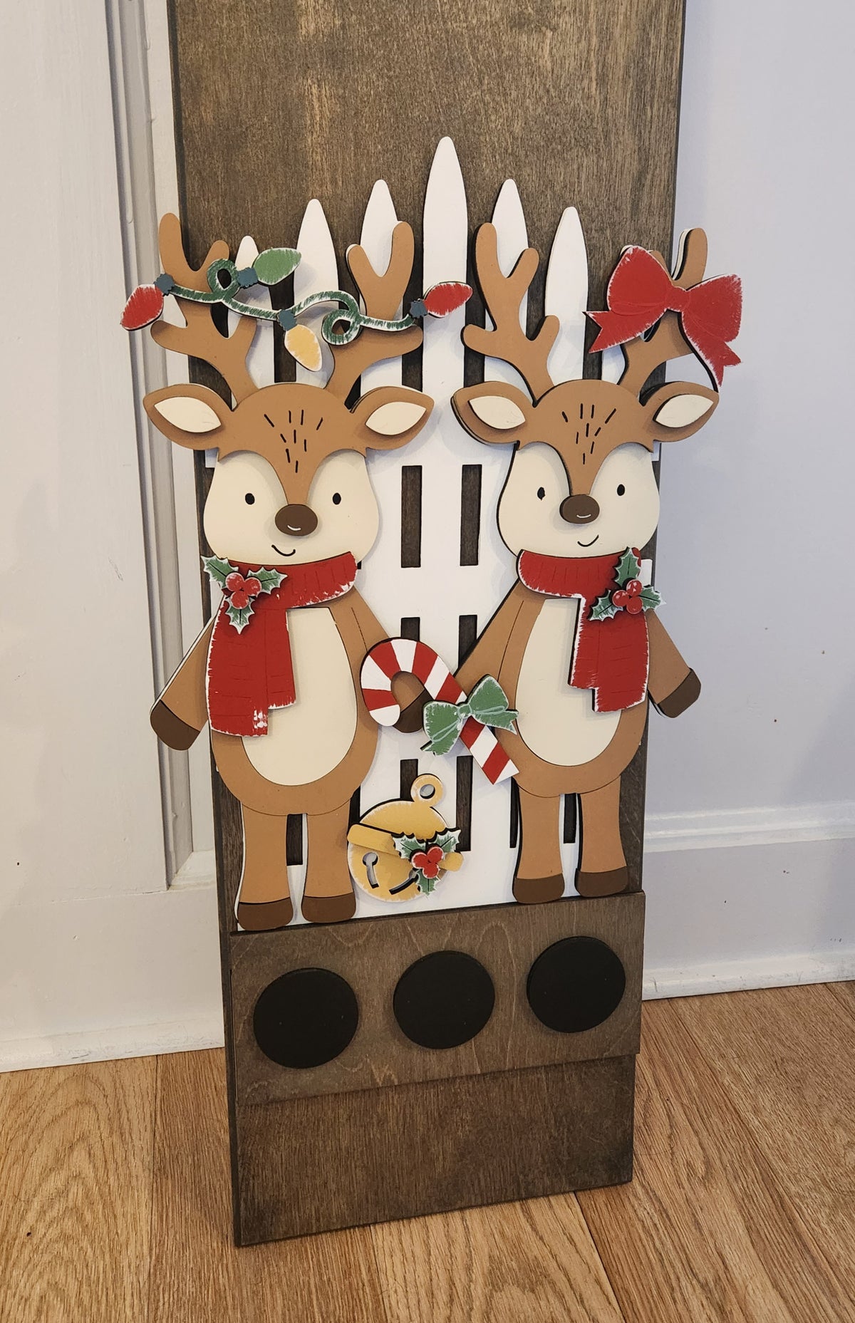 Christmas Holiday Reindeer Interchangeable Porch Leaner – Custom Wooden Front Porch Sign with Swappable Holiday & Everyday Designs