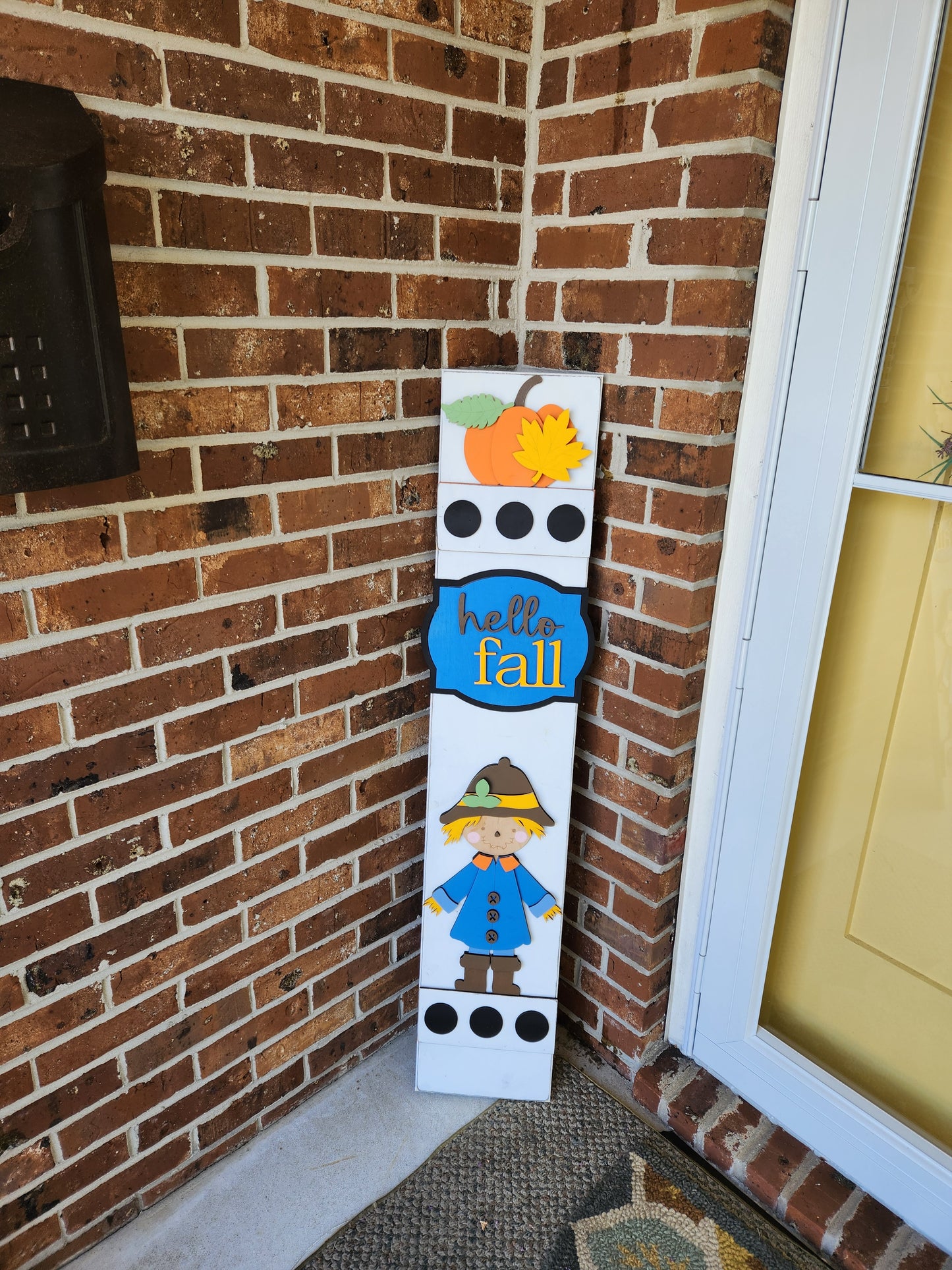 Fall Scarecrow Interchangeable Porch Leaner – Custom Wooden Front Porch Sign with Swappable Holiday & Everyday Designs